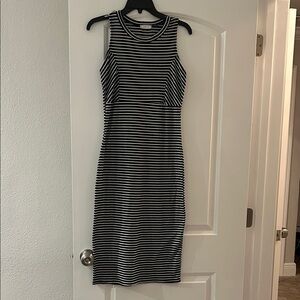 Aran's Den Monochrome Striped Midi Dress